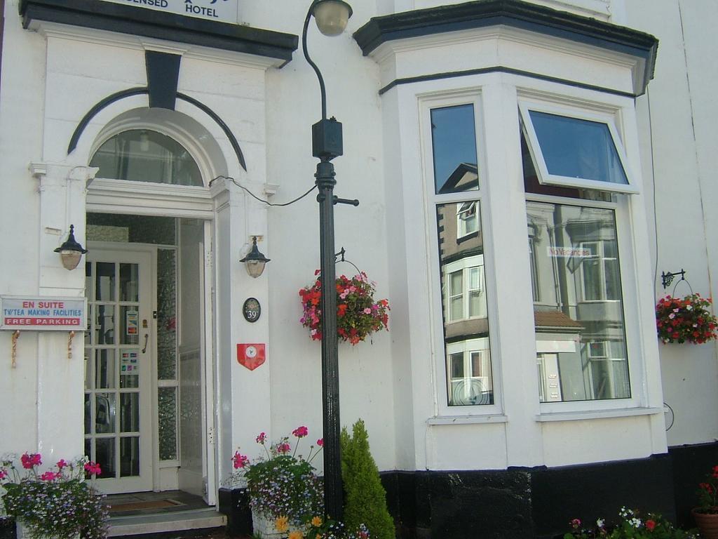 Adelphi Guest House サウスポート エクステリア 写真