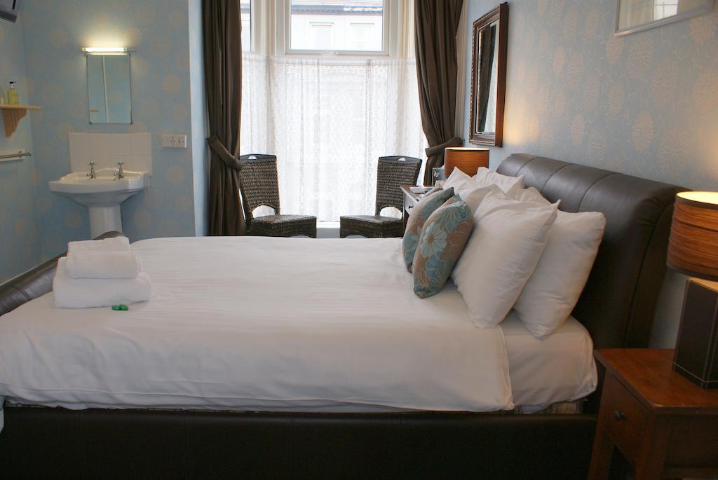 Adelphi Guest House サウスポート 部屋 写真