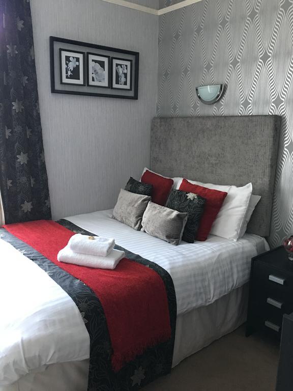 Adelphi Guest House サウスポート エクステリア 写真